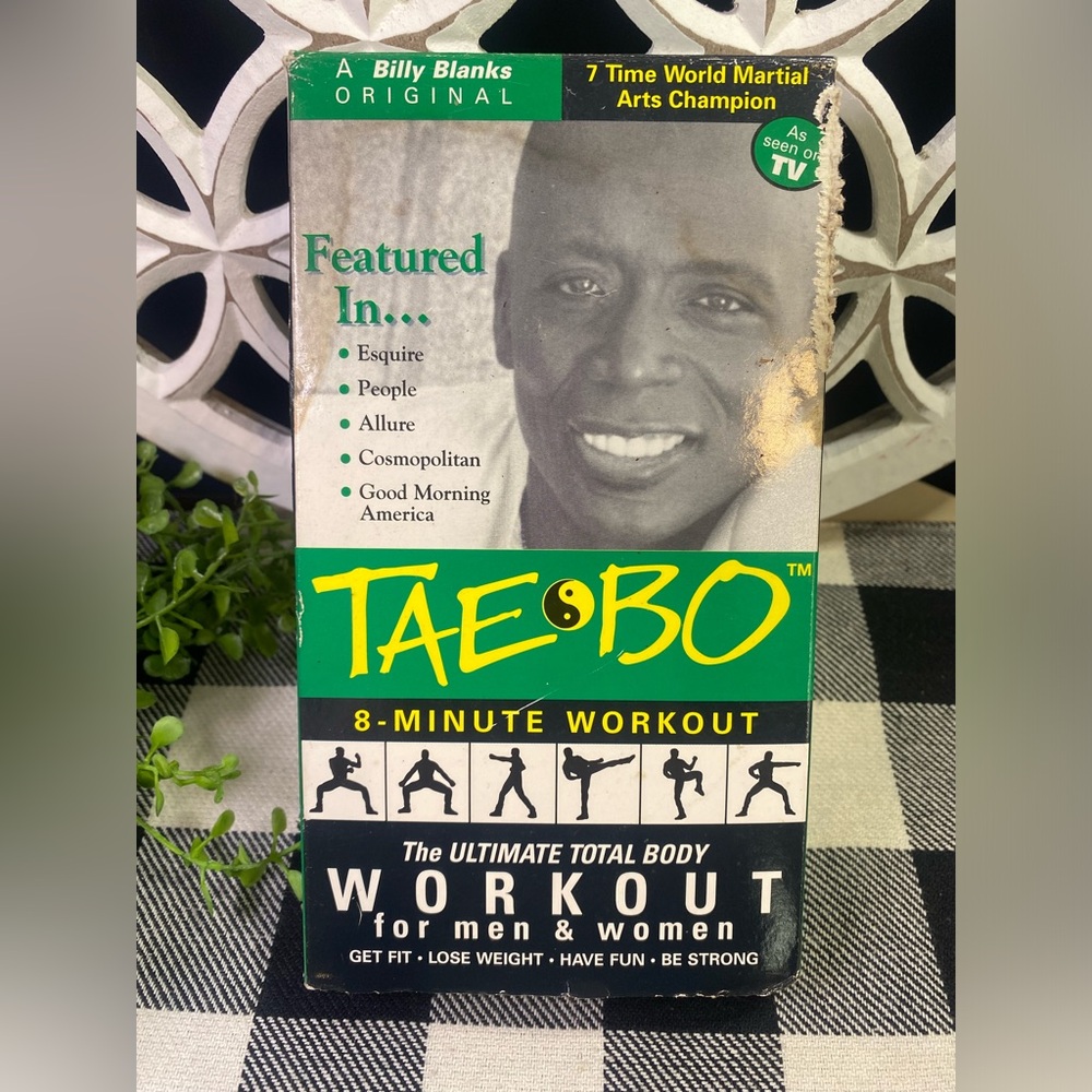 8-Minute Workout DVD - Green/Black‎